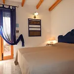Bed and Breakfast Casa Arcada 3*