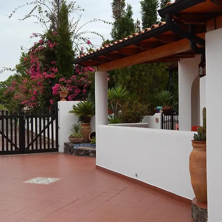 Casa Arcada Bed and Breakfast