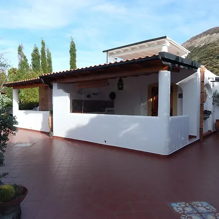 Bed & Breakfast Casa Arcada Vulcano (Isola)