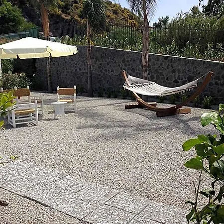 Casa Arcada Vulcano (Isola)