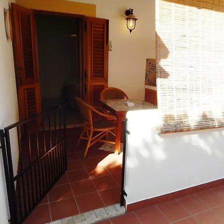 Bed and Breakfast Casa Arcada 3*